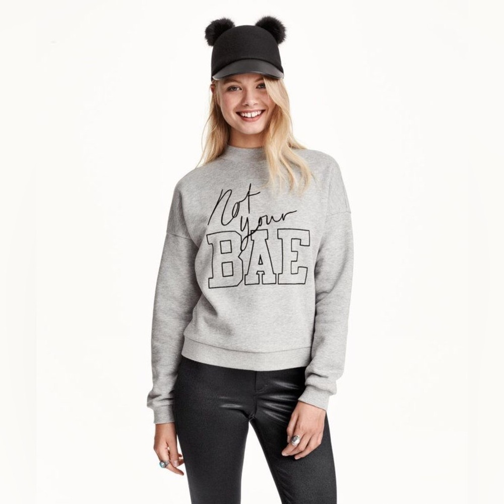 H&M Grey Long-Sleeve Sweatshirt